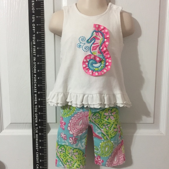 Mud Pie Other - Mud pie Baby Top with seahorse appliqué and pants